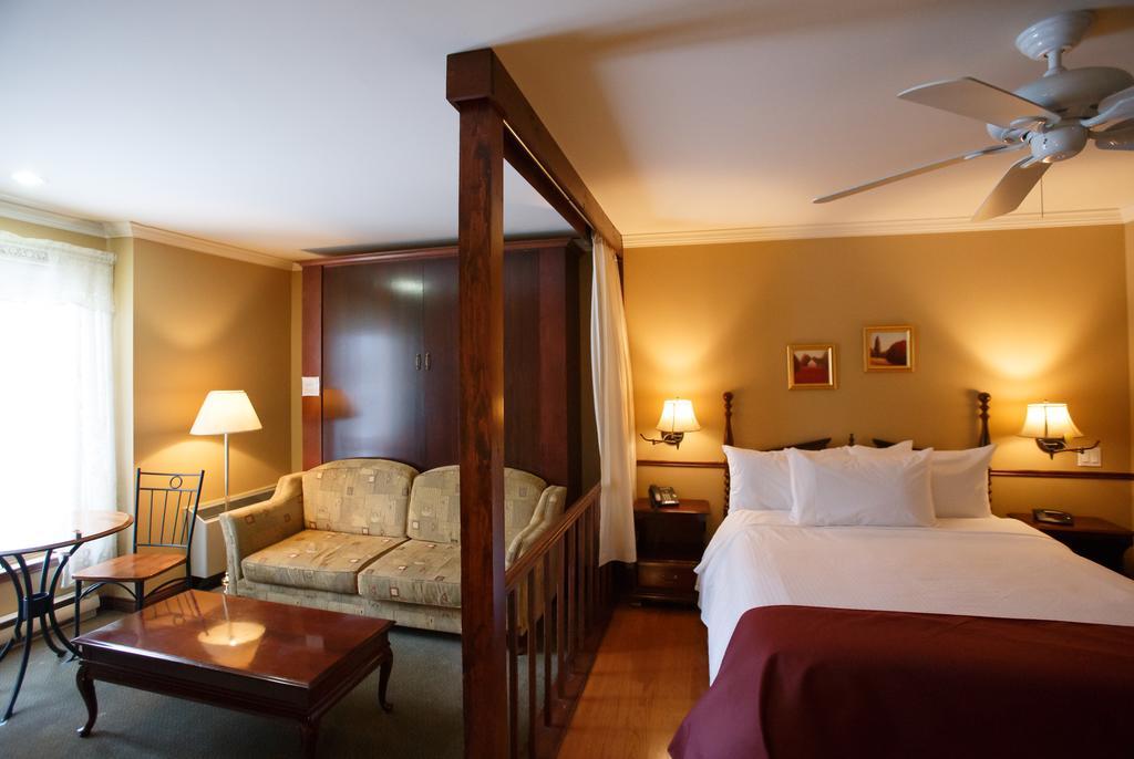 Relais St-Denis 호텔 Saint-Sauveur-des-Monts 객실 사진